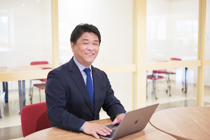笹森大輔 先生